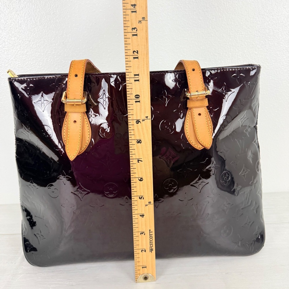 Louis Vuitton Brentwood Tote Amarante Monogram Vernis Patent Leather Bag Red - Picture 15 of 16